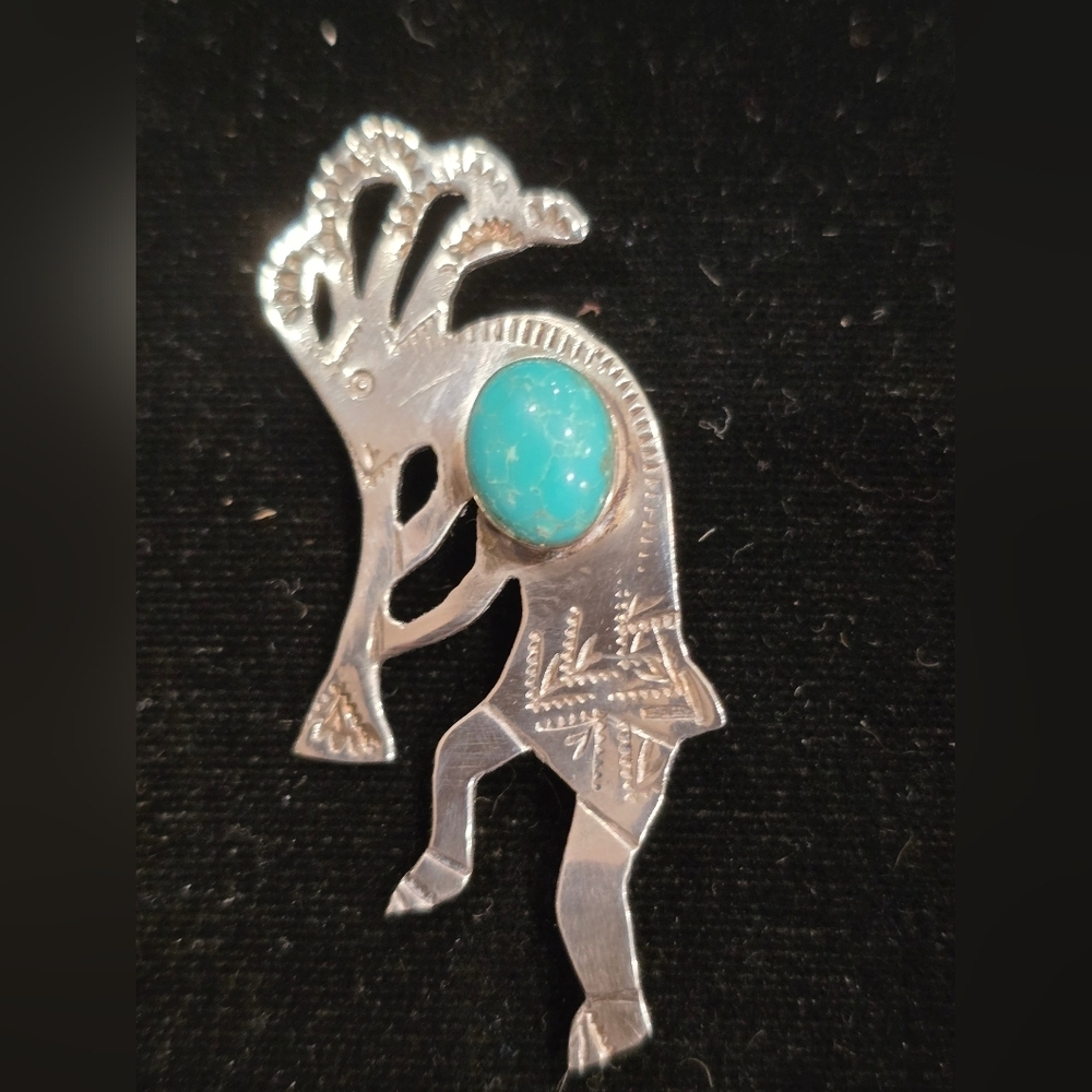 VTG NATIVE AMERICAN STERLING KOKOPELI TURQUOISE BROOCH PIN - Signed HO